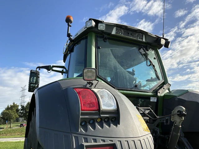 2018 fendt 828 vario vierwielaangedreven tractor - afbeelding 2 van  40