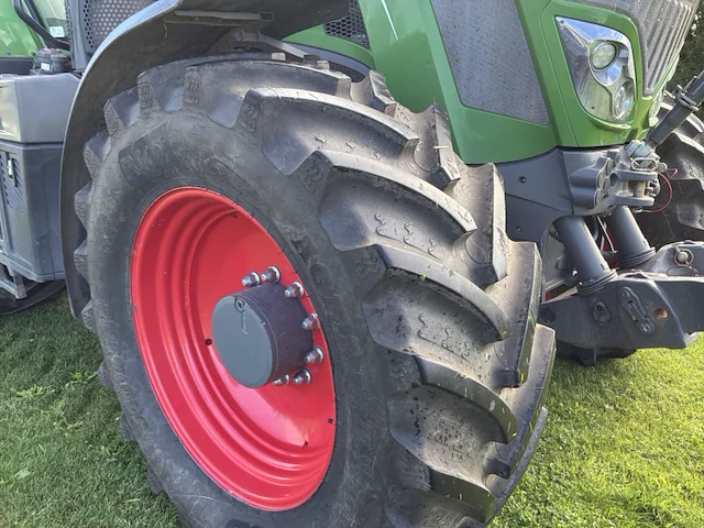 2018 fendt 828 vario vierwielaangedreven tractor - afbeelding 9 van  40