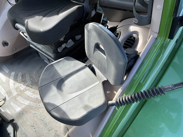 2018 fendt 828 vario vierwielaangedreven tractor - afbeelding 21 van  40