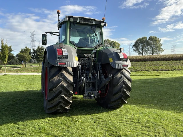 2018 fendt 828 vario vierwielaangedreven tractor - afbeelding 34 van  40