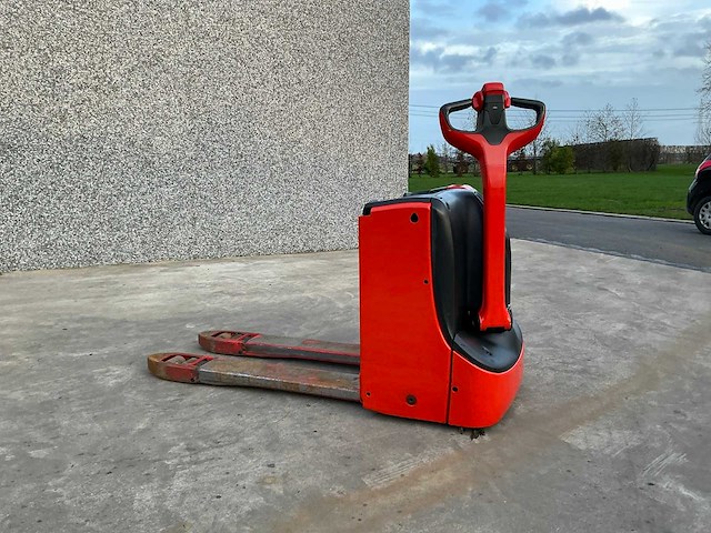 2018 fenwick t18 elektrische palletwagen - afbeelding 6 van  13