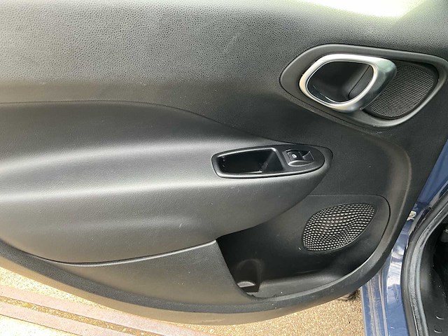 2018 fiat 500l 0.9 lounge monovolume - panoramisch dak - airco - trekhaak - benzine - afbeelding 37 van  66