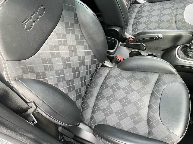 2018 fiat 500l 0.9 lounge monovolume - panoramisch dak - airco - trekhaak - benzine - afbeelding 46 van  66