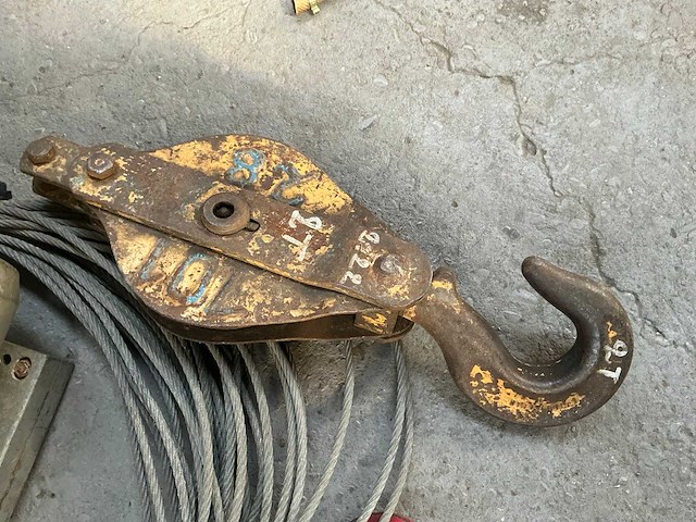 2018 fixator 461 elektrische hijslier - afbeelding 5 van  9