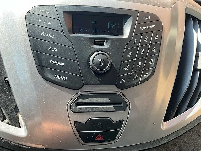 2018 ford transit kipper - automaat - airco - trekhaak - afbeelding 33 van  55