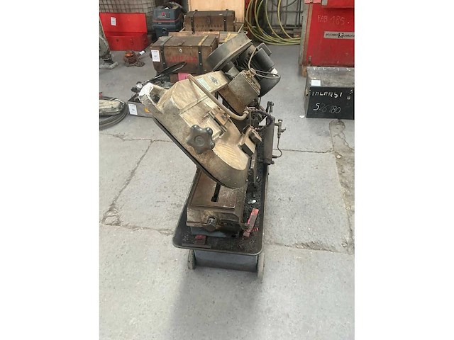 2018 hbm 712 metalen horizontale bandzaagmachine - afbeelding 2 van  8