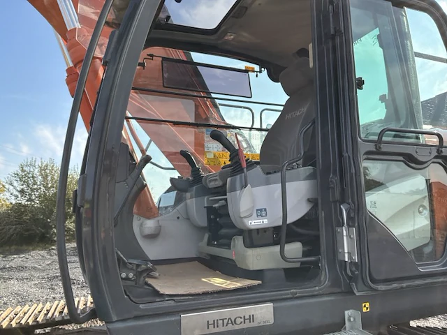 2018 hitachi zaxis 300 lc rupsgraafmachine - afbeelding 17 van  34