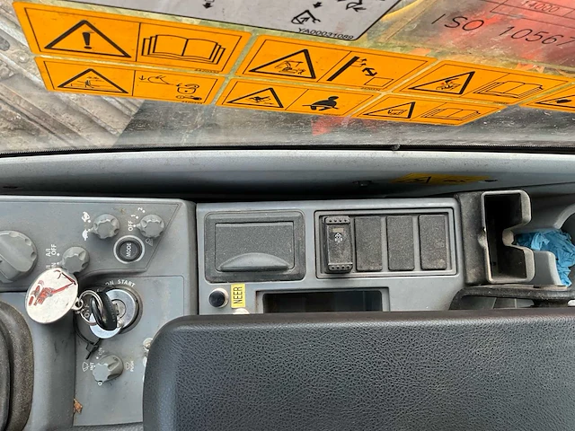 2018 hitachi zx250lc-6 rupsgraafmachine - afbeelding 8 van  33