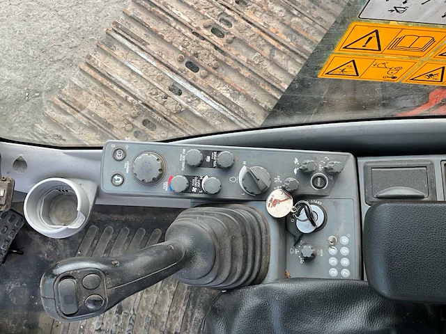 2018 hitachi zx250lc-6 rupsgraafmachine - afbeelding 9 van  33