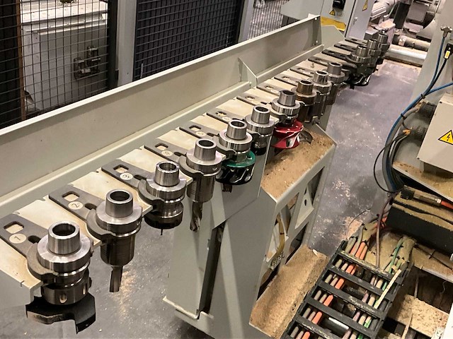 2018 holzher 7535 dynestic cnc freesmachine - afbeelding 7 van  32