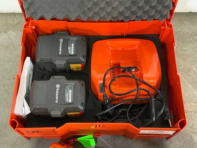 2018 husqvarna 536lixp kettingzaag 35cm accu - afbeelding 5 van  6