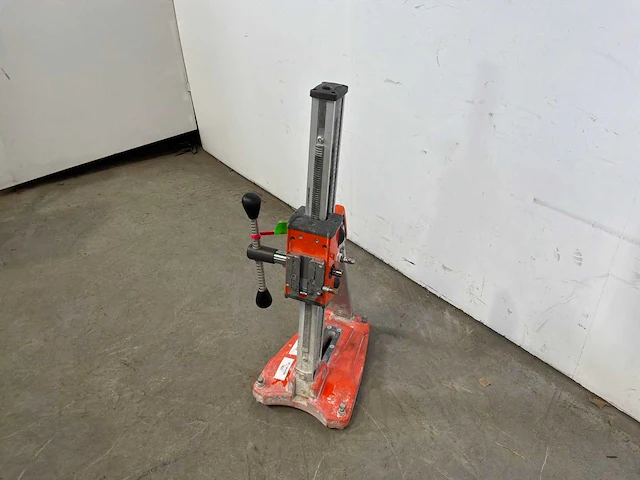 2018 husqvarna ds150 statief diamantboormachine 150mm - afbeelding 3 van  7