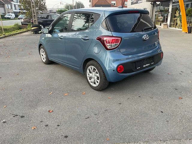 2018 hyundai i10 personenauto - afbeelding 14 van  15