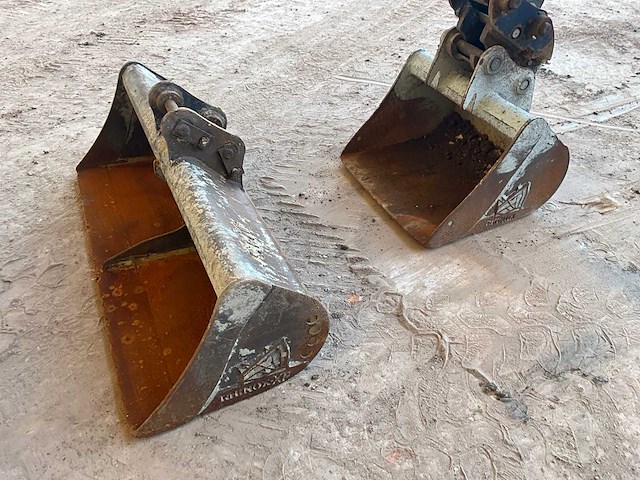 2018 hyundai robex25z minigraafmachine - afbeelding 21 van  34