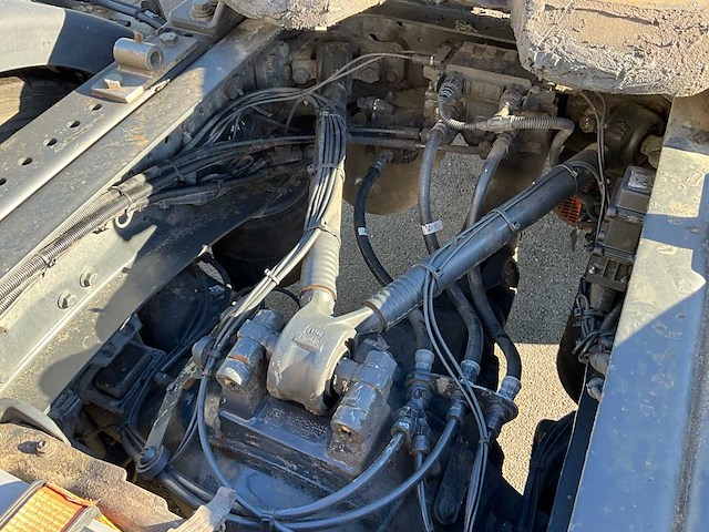 2018 iveco as440t/p vrachtwagen - afbeelding 21 van  34