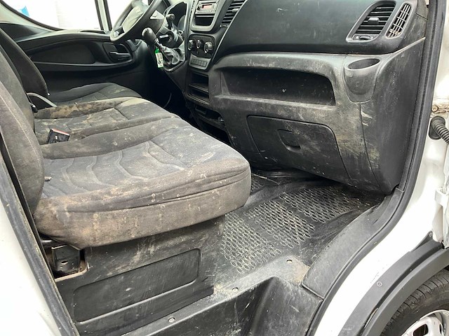 2018 iveco daily lichte vracht - euro 6b - geldige technische keuring - afbeelding 26 van  50