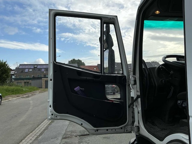 2018 iveco eurocargo 150e vrachtwagen met afzetbak - afbeelding 2 van  59