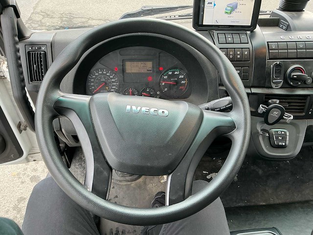 2018 iveco eurocargo 150e vrachtwagen met afzetbak - afbeelding 7 van  59