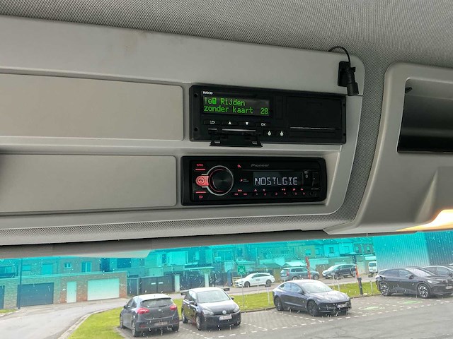 2018 iveco eurocargo 150e vrachtwagen met afzetbak - afbeelding 15 van  59