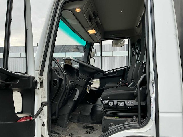 2018 iveco eurocargo 150e vrachtwagen met afzetbak - afbeelding 4 van  59