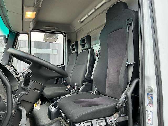 2018 iveco eurocargo 150e vrachtwagen met afzetbak - afbeelding 5 van  59