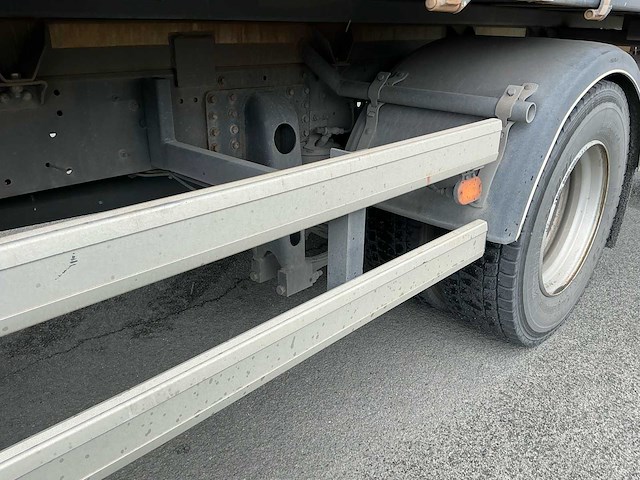 2018 iveco eurocargo 150e vrachtwagen met afzetbak - afbeelding 27 van  59