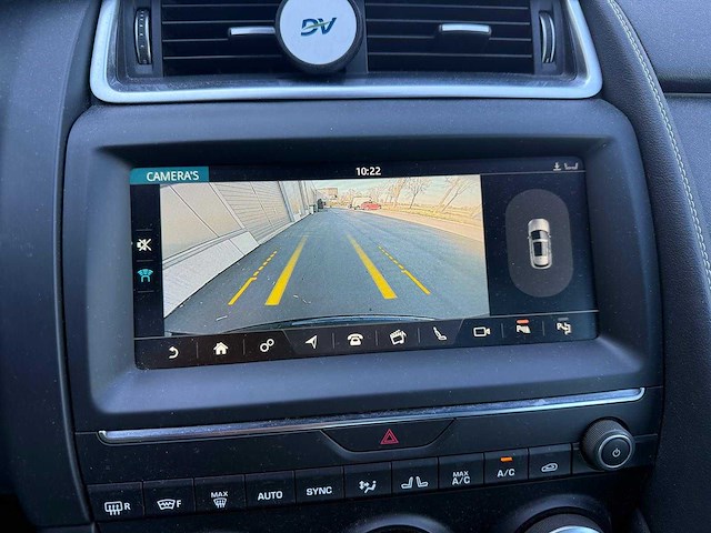 2018 jaguar e-pace 2.0d awd personenauto - afbeelding 9 van  32