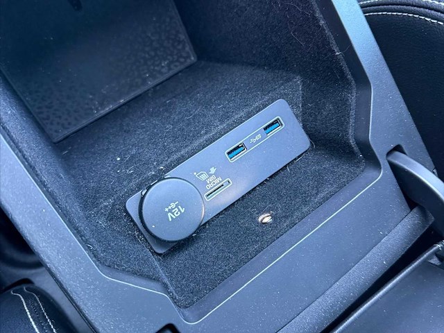 2018 jaguar e-pace 2.0d awd personenauto - afbeelding 14 van  32