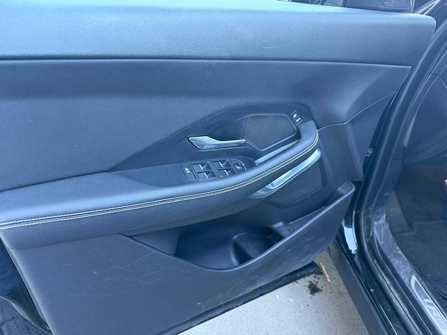 2018 jaguar e-pace 2.0d awd personenauto - afbeelding 18 van  32