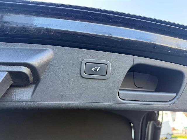 2018 jaguar e-pace 2.0d awd personenauto - afbeelding 19 van  32