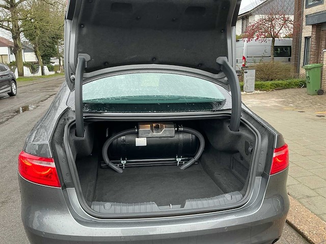 2018 jaguar xf personenauto - afbeelding 10 van  35