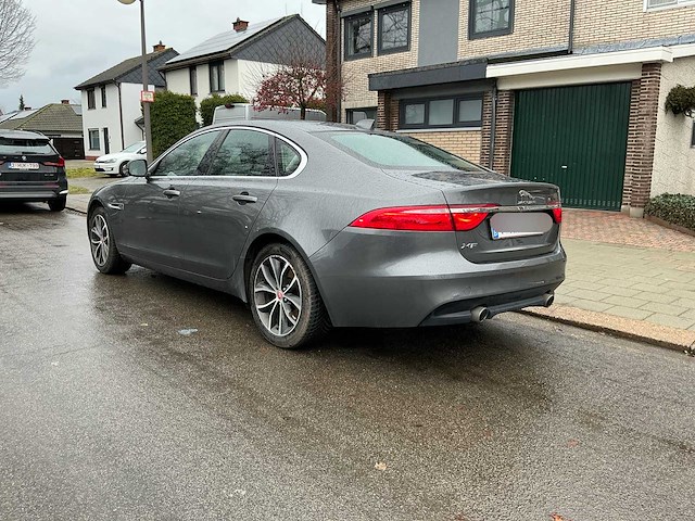 2018 jaguar xf personenauto - afbeelding 30 van  35