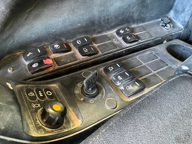 2018 jcb js131lc rupsgraafmachine - afbeelding 13 van  19