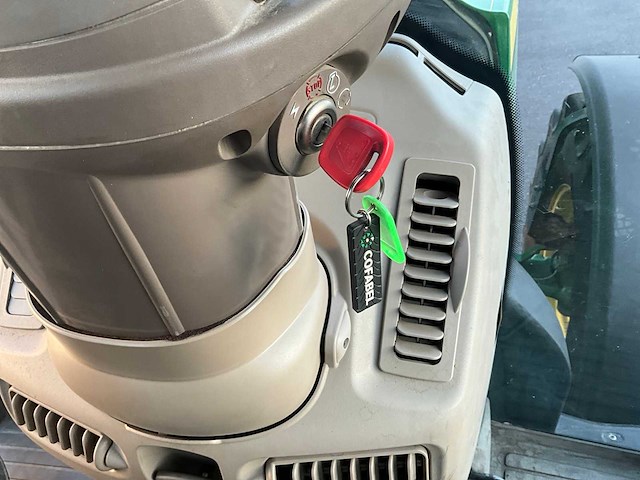 2018 john deere 6215r landbouwtractor - afbeelding 18 van  27