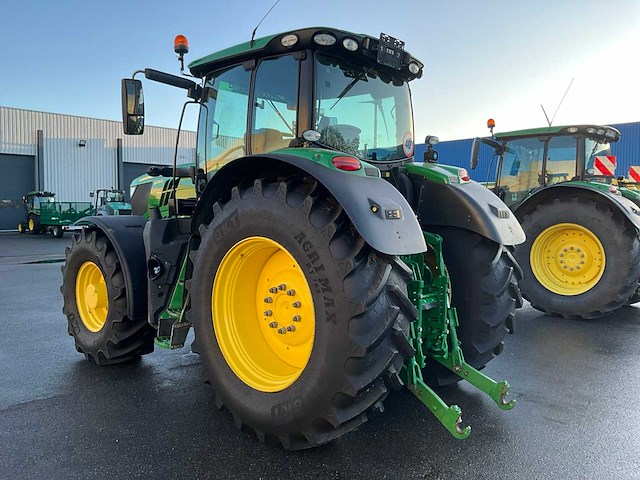 2018 john deere 6215r landbouwtractor - afbeelding 26 van  27