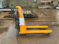 2018 jungheinrich amx 10 elektrische palletwagen - afbeelding 1 van  8