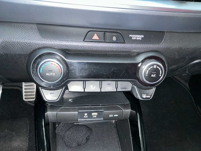 2018 kia stonic - afbeelding 13 van  52