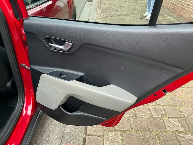 2018 kia stonic - afbeelding 20 van  52