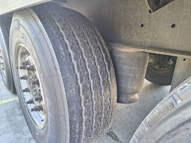 2018 krone sd trailer schuifzeil - eu documenten (litouwen) - 3 assig - afbeelding 9 van  18