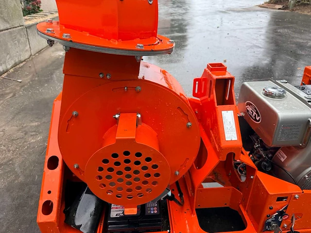 2018 kubota lc900 oc95 actv diesel - houthakselaar - afbeelding 5 van  8