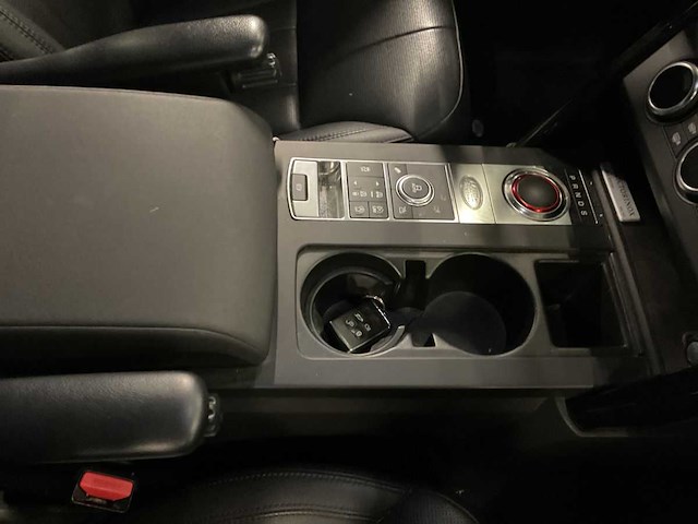 2018 land rover discovery 5 2.0 td sd4 hse personenauto - afbeelding 3 van  29