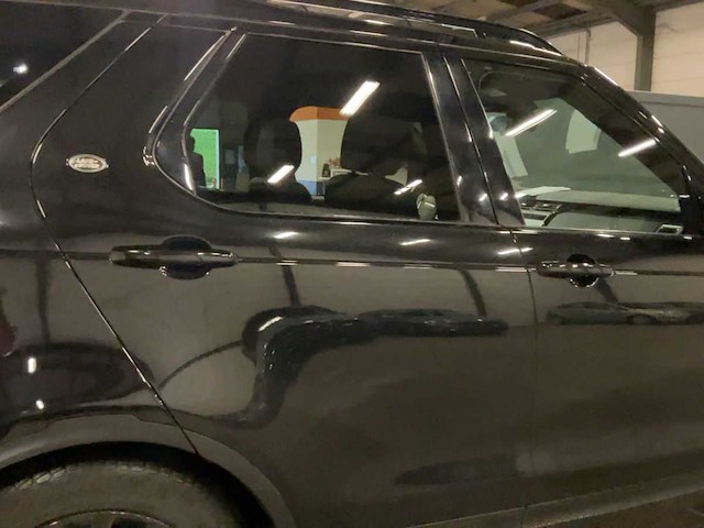 2018 land rover discovery 5 2.0 td sd4 hse personenauto - afbeelding 16 van  29