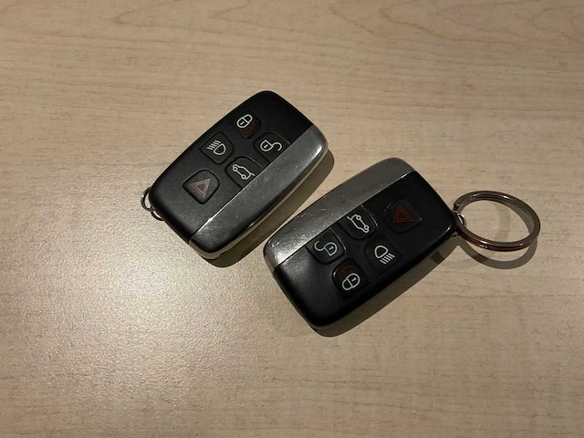 2018 land rover discovery sport - 108 495 km -personenauto - afbeelding 28 van  39