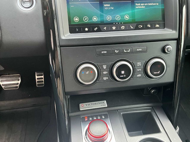 2018 land rover discovery victorinox personenauto - afbeelding 8 van  31