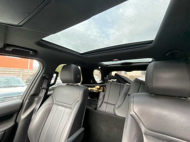 2018 land rover discovery victorinox personenauto - afbeelding 10 van  31