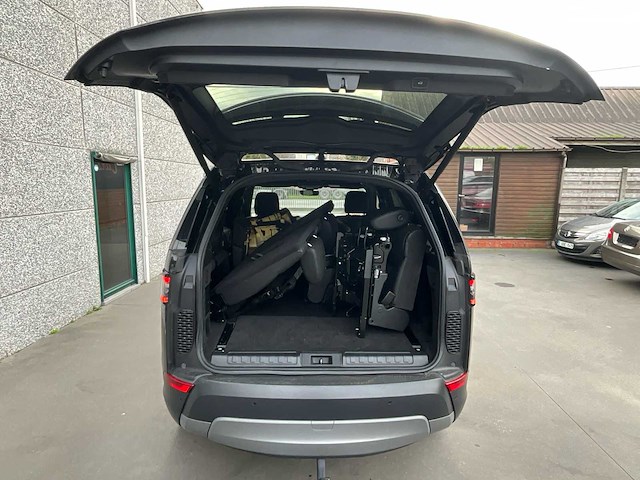 2018 land rover discovery victorinox personenauto - afbeelding 16 van  31