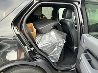 2018 land rover discovery victorinox personenauto - afbeelding 18 van  31