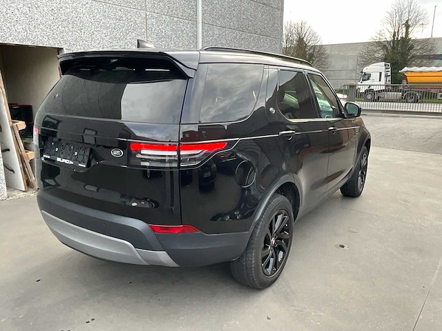 2018 land rover discovery victorinox personenauto - afbeelding 26 van  31
