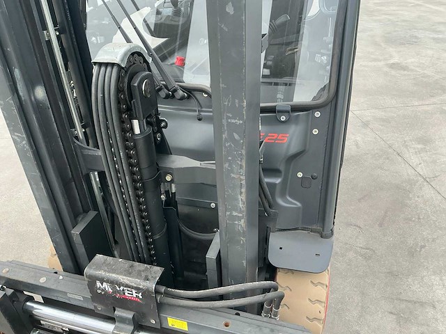 2018 linde e25-02 vorkheftruck met 2023 accu - afbeelding 78 van  82