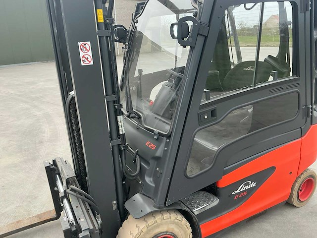 2018 linde e25-02 vorkheftruck met 2023 accu - afbeelding 5 van  7